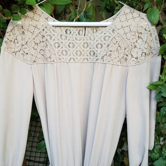 BCBG MACZARIA‎ - Picture 2 of 3